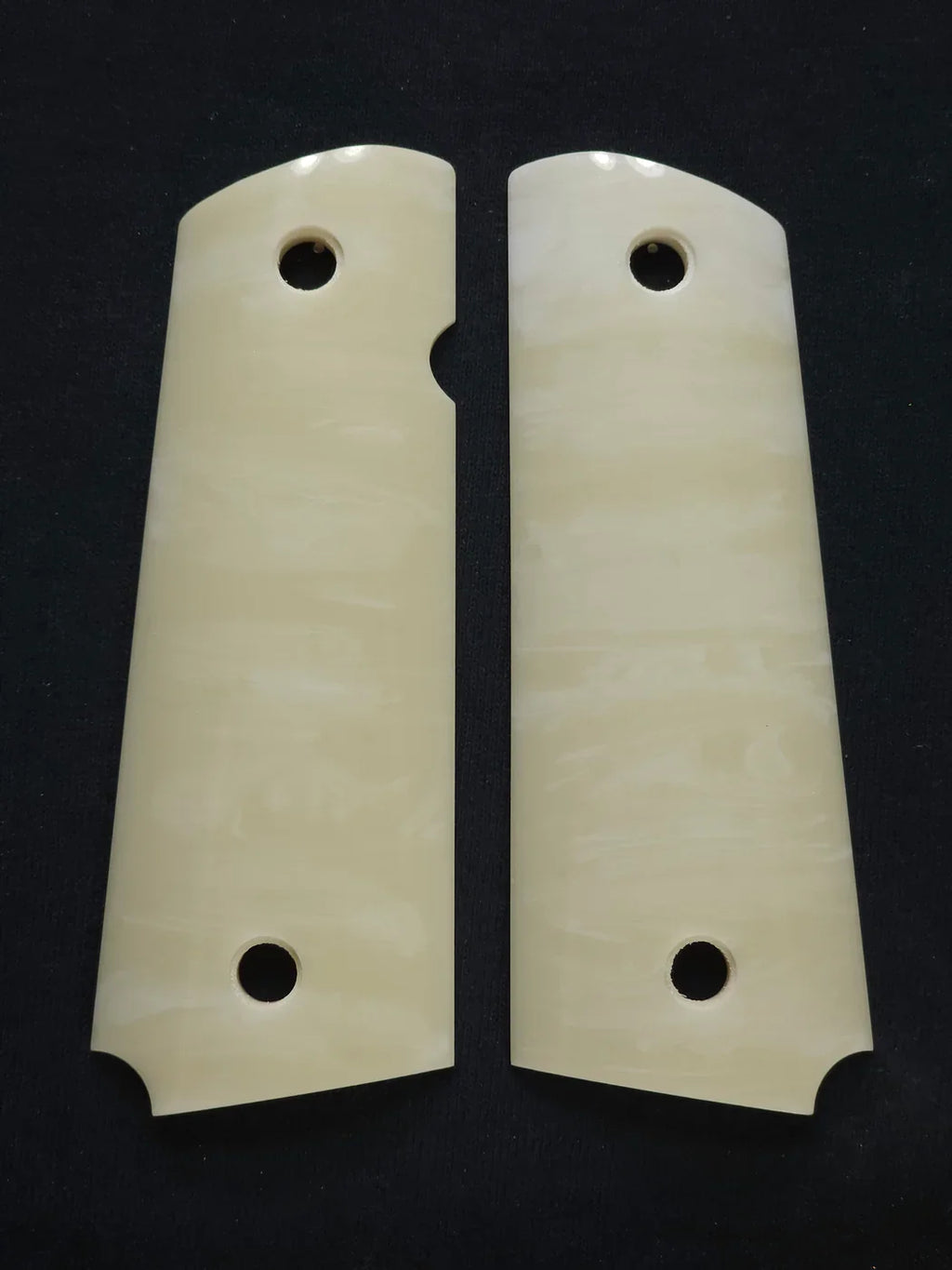 Cross Grain Faux Ivory 1911 Grips (Full Size)
