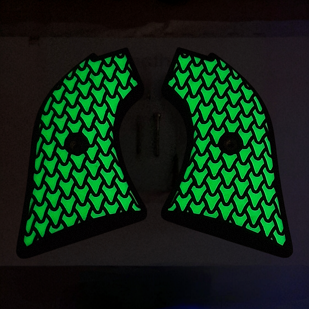 Glow in the Dark & Black Dragon Scale Printed Heritage Rough Rider Grips