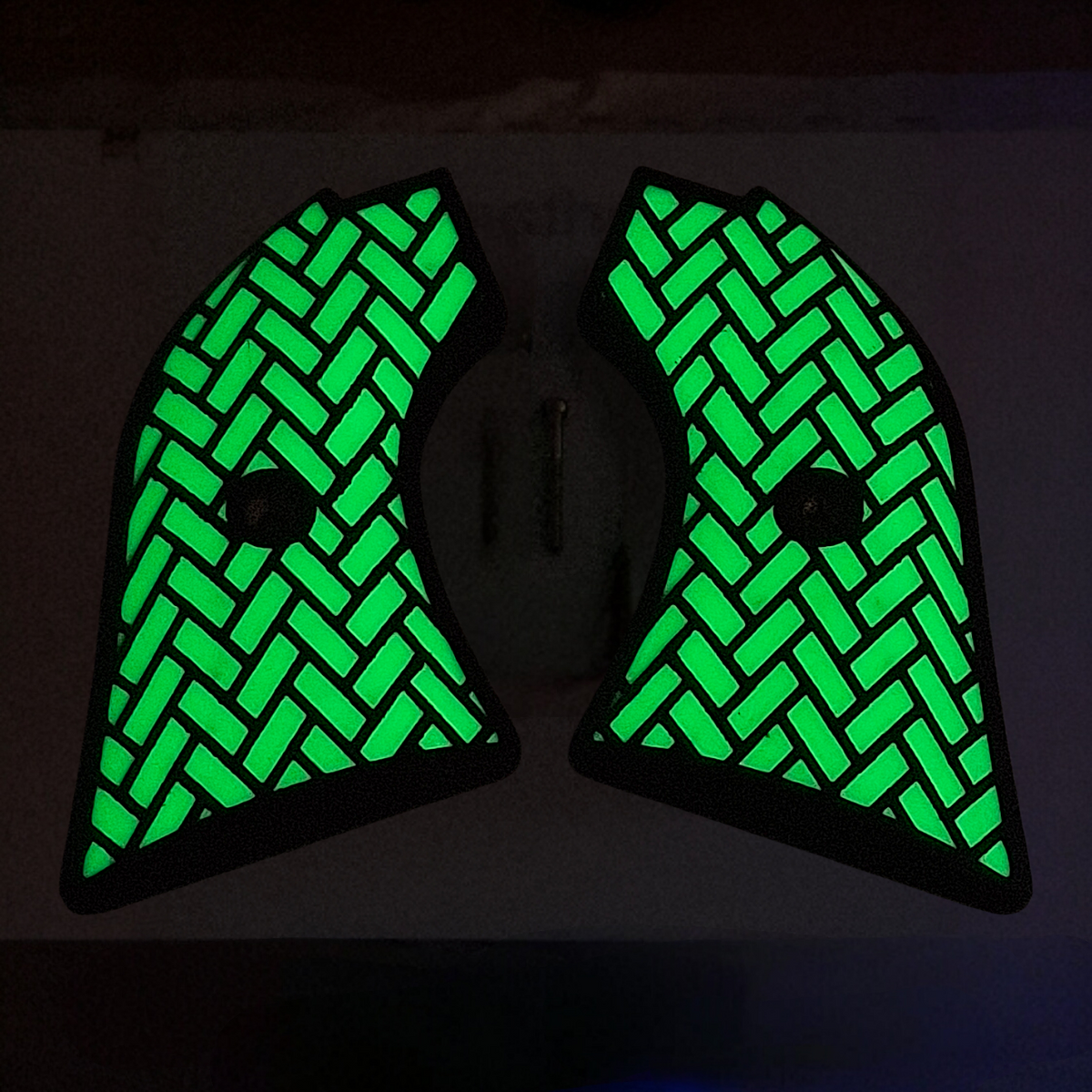Glow in the Dark & Black Weave Printed Heritage Rough Rider Grips