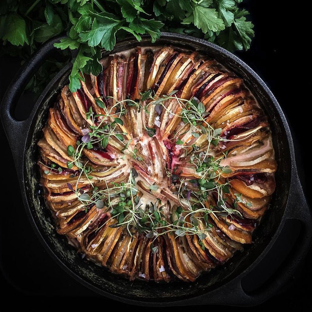 Cast Iron Round Dutch Oven 5.75 qt