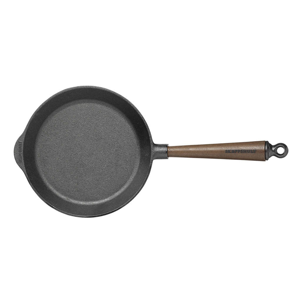 Cast Iron Skillet 8.5" with Walnut Handle