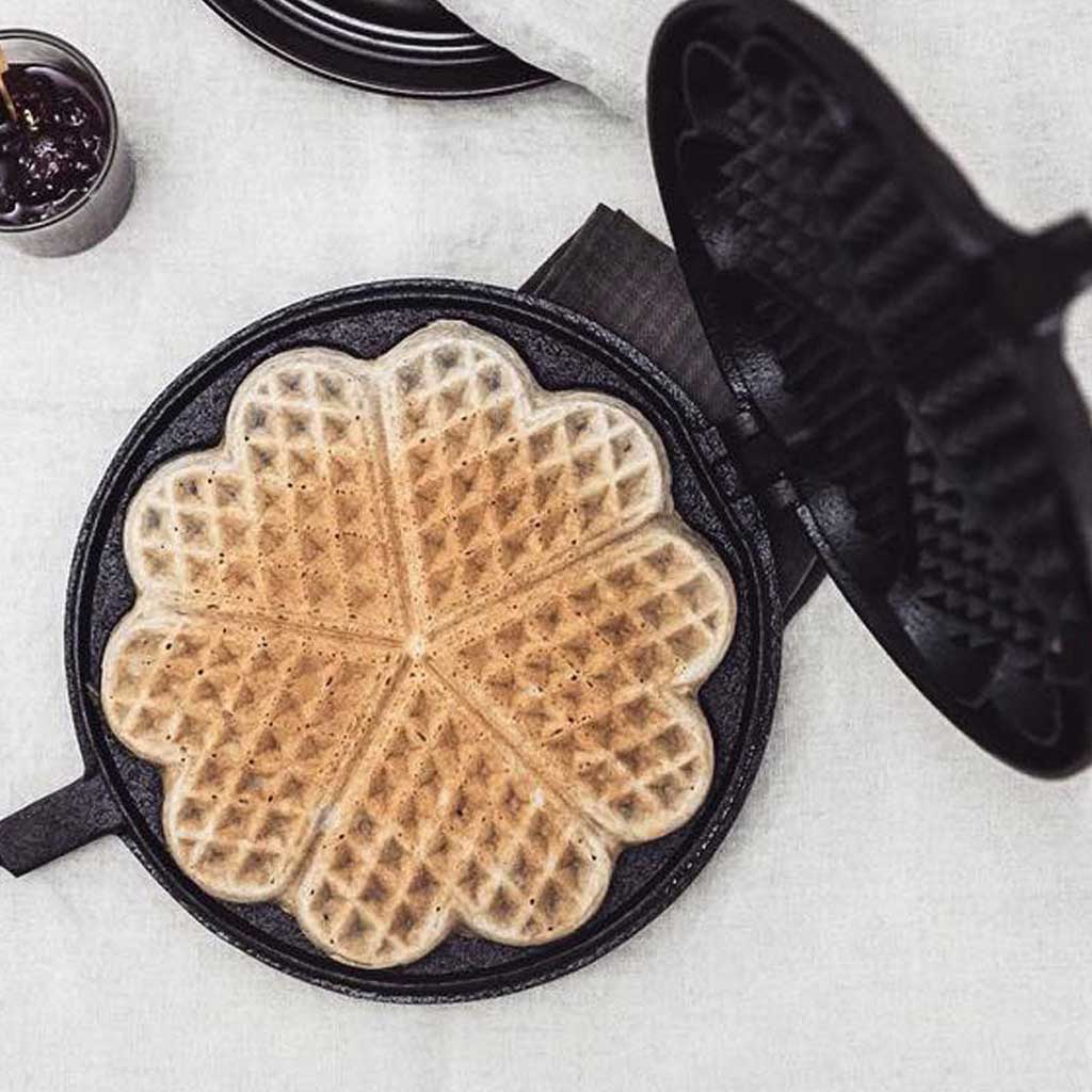 Cast Iron Waffle Iron