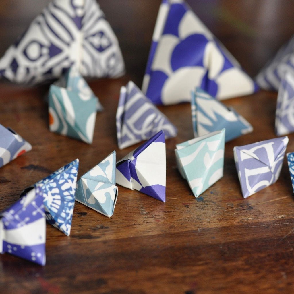 Garland of Bobbles Origami Kit