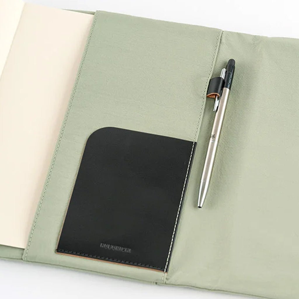 Hobonichi Techo Cover Cousin A5 - Tragen: Oakmoss