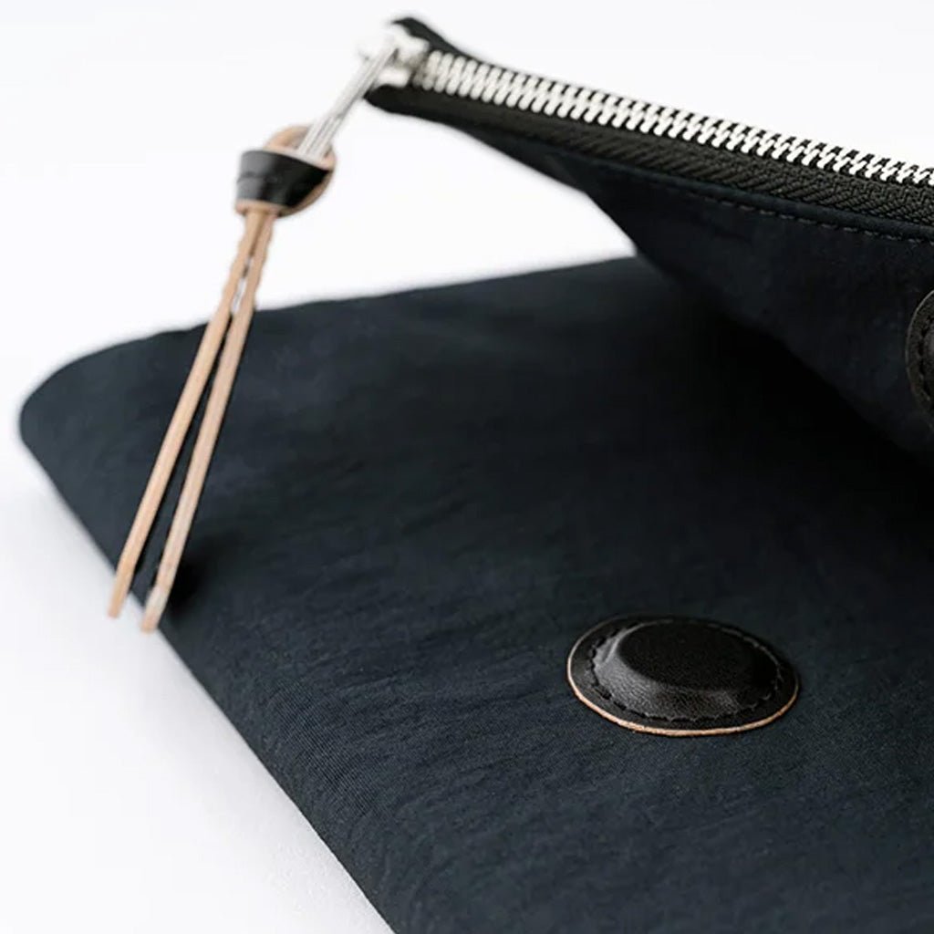 Hobonichi Techo Weeks Cover - Tragen: Black