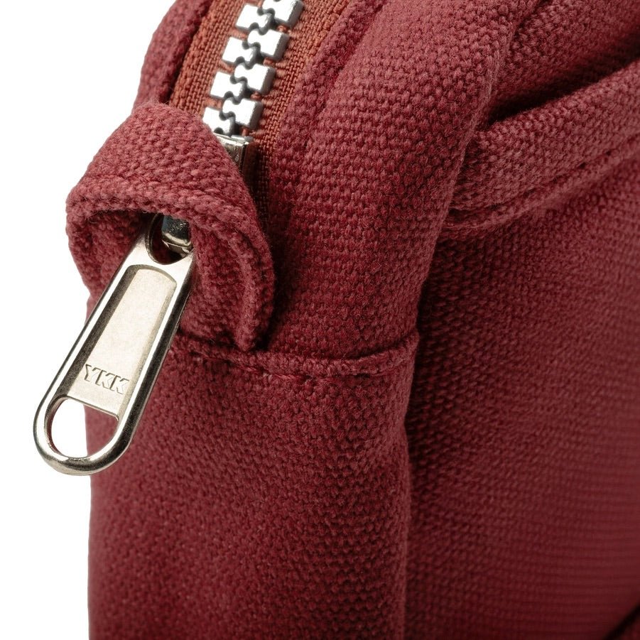 Soolla Studio Pouch